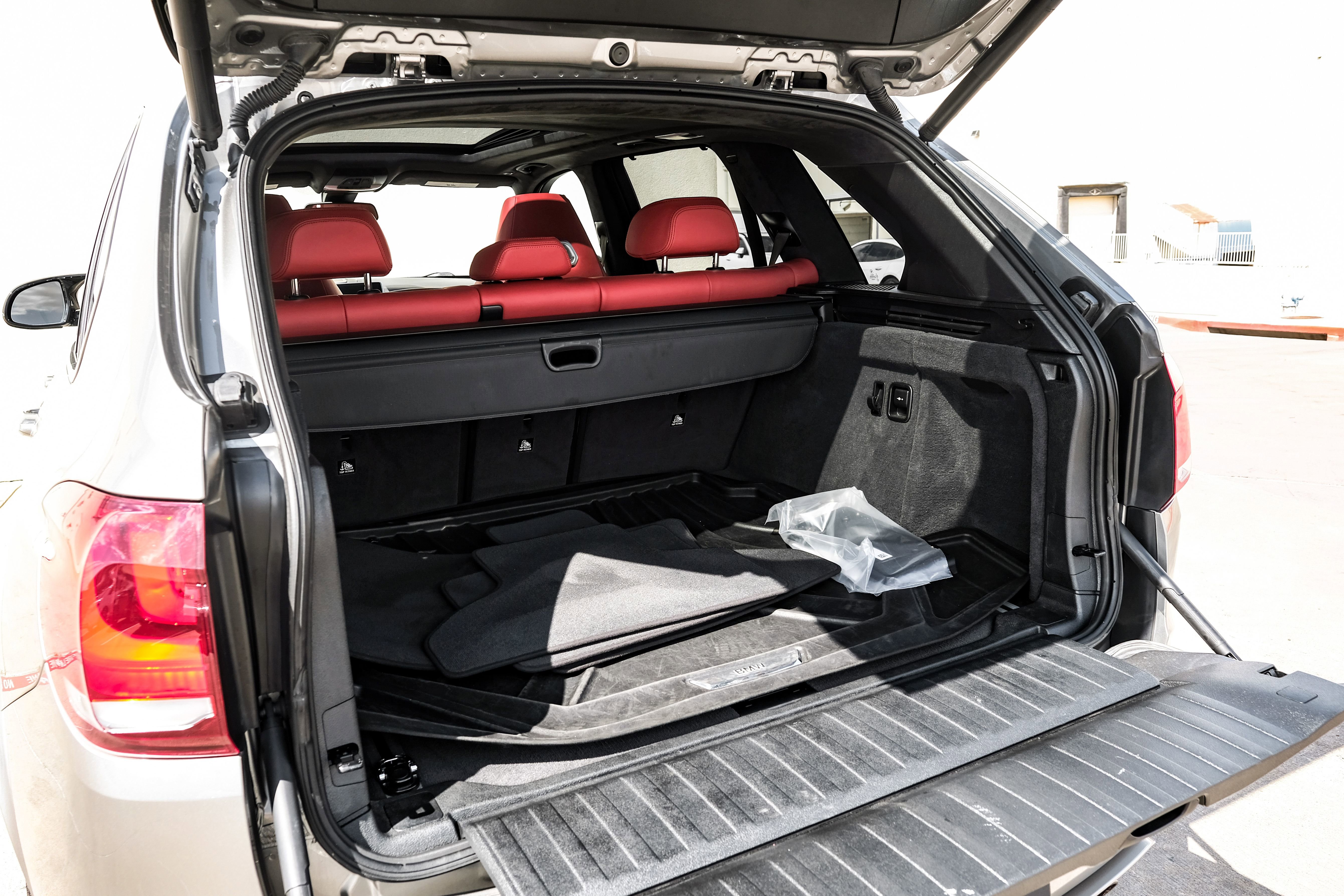 Used 2017 BMW X5 M image 56