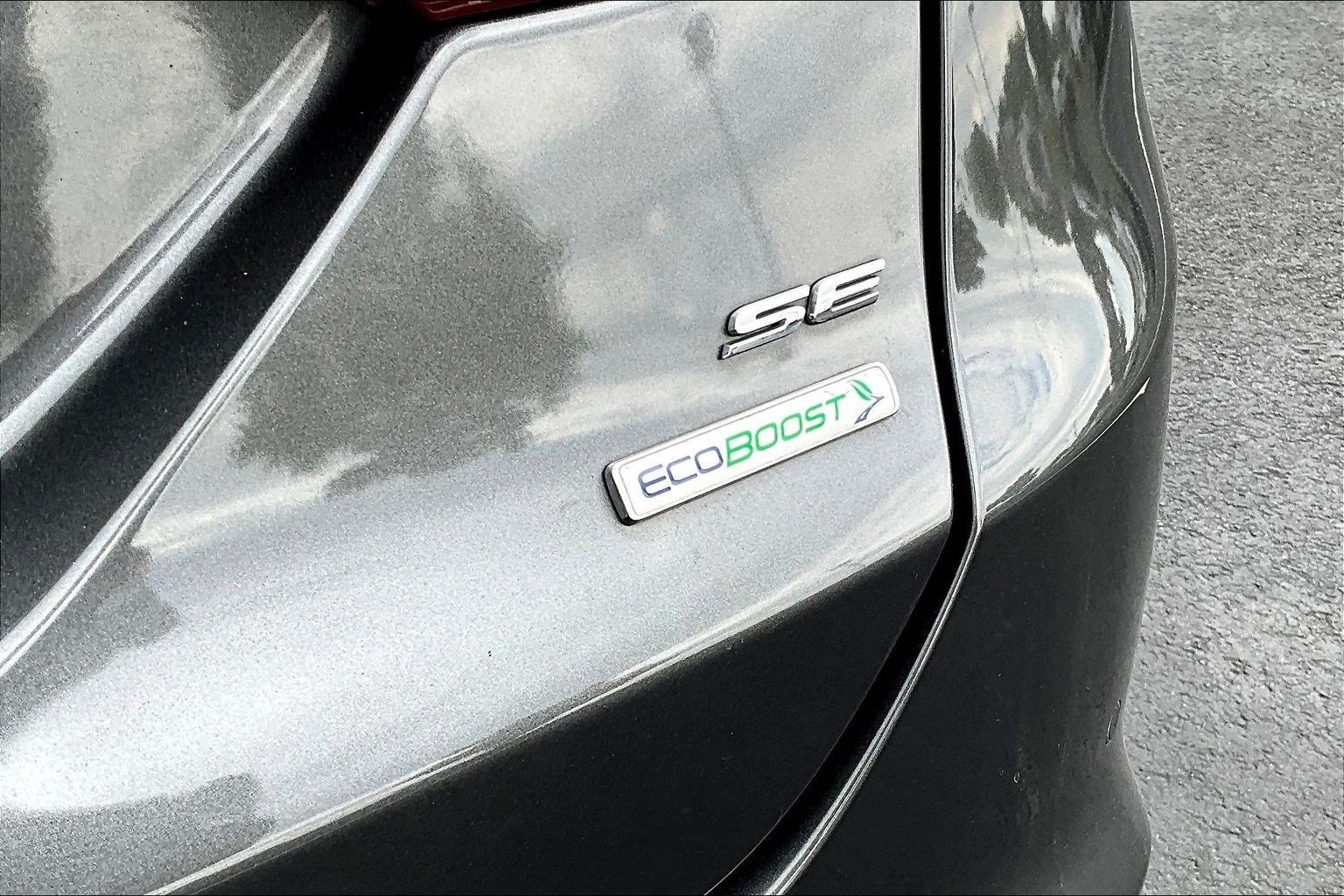 Used 2018 Ford Fusion SE w/ Equipment Group 201A FWD image 24