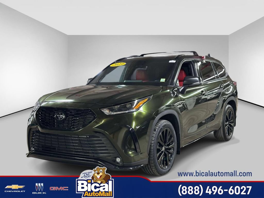 Used 2023 Toyota Highlander XSE AWD/4WD image 1