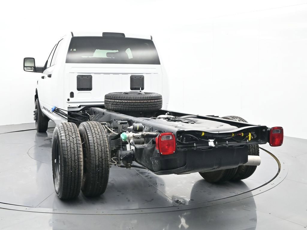 New 2026 RAM 3500 Tradesman image 9