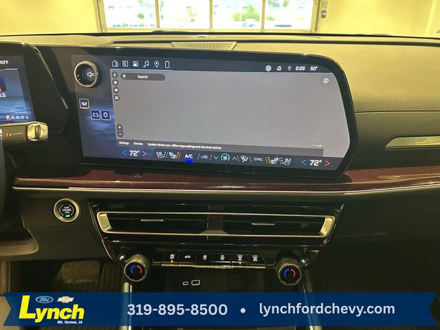 Used 2024 Chevrolet Traverse RS w/ LPO, Floor Liner Package AWD/4WD image 13
