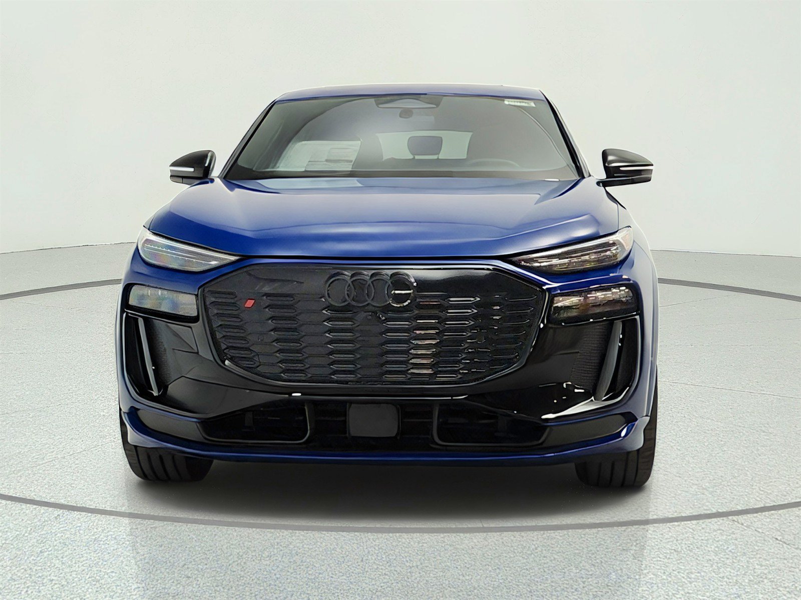 New 2027 Audi SQ6 e-tron Prestige AWD/4WD image 2