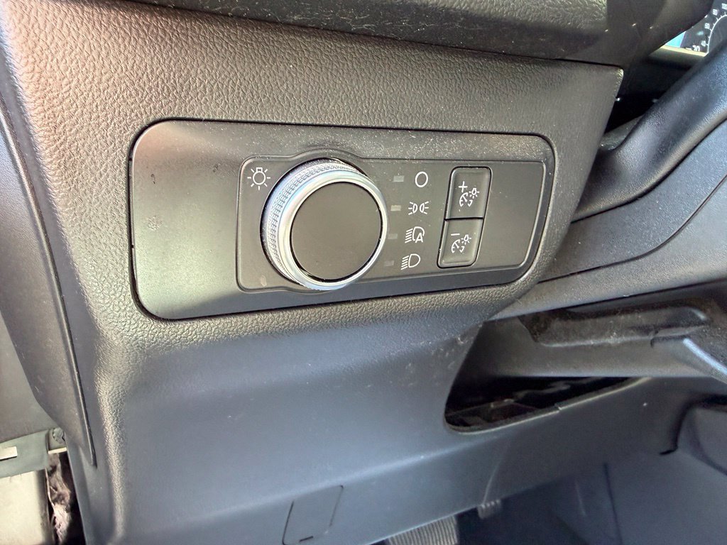 Used 2021 Ford Escape SE w/ SE Sport Appearance Package AWD/4WD image 16