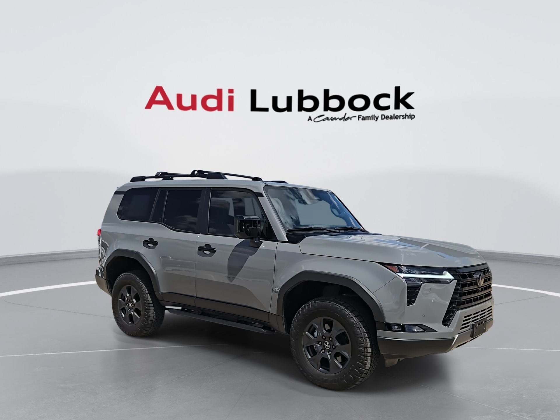 Used 2025 Lexus GX 550 AWD/4WD image 2