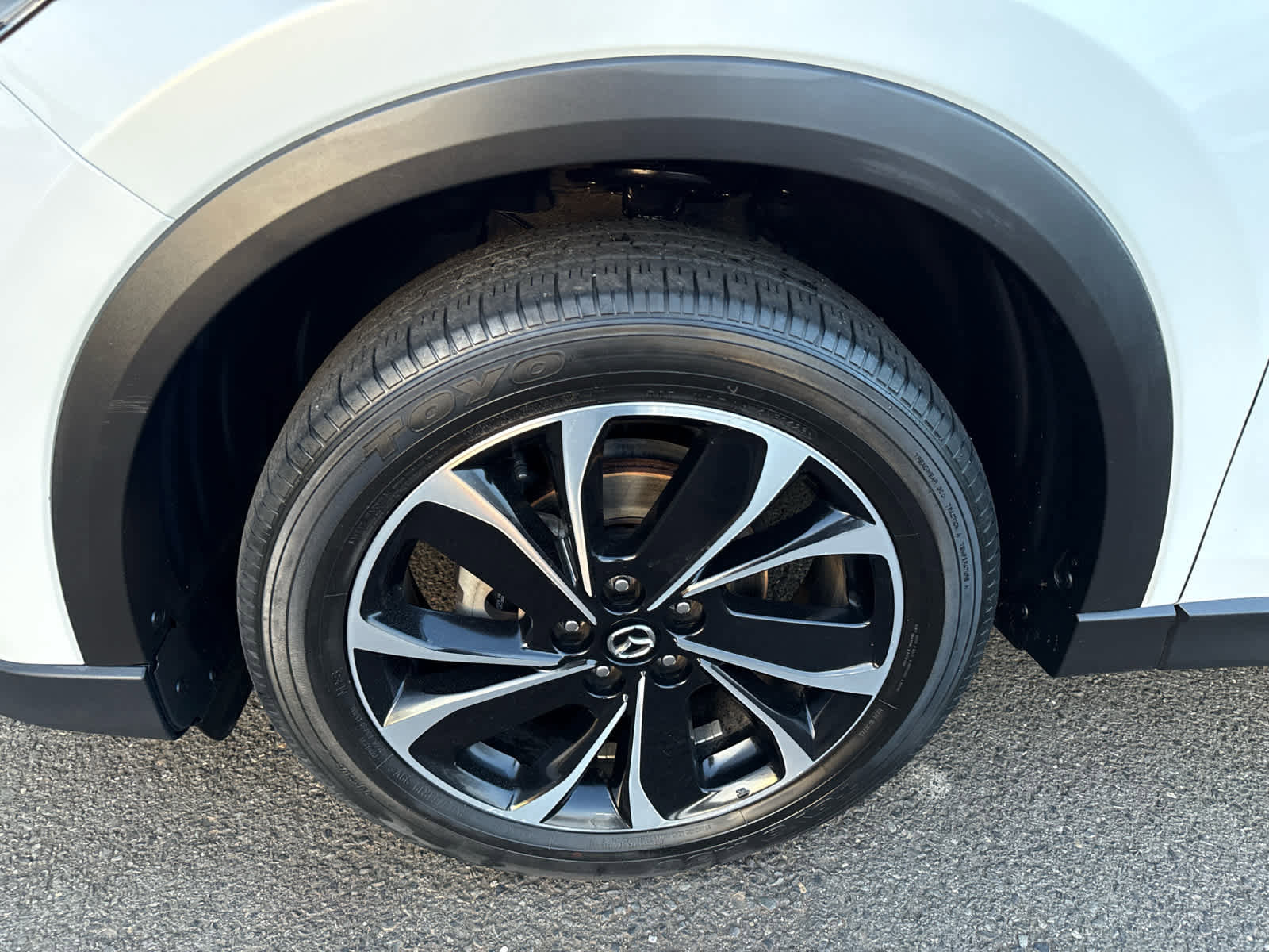 Certified 2023 MAZDA CX-5 AWD 2.5 S w/ Premium Package image 9