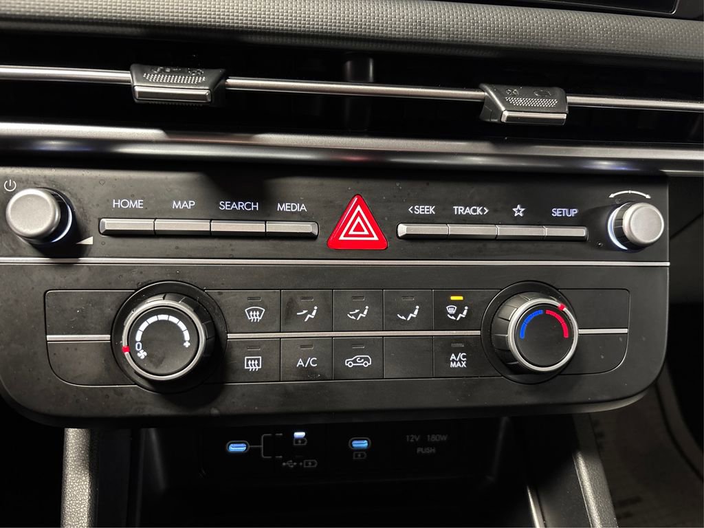 Certified 2025 Hyundai Tucson SE image 31