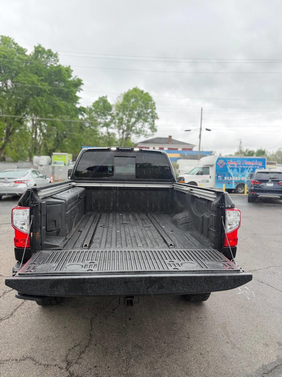 Used 2018 Nissan Titan Platinum Reserve w/ Platinum Utility Package AWD/4WD image 14