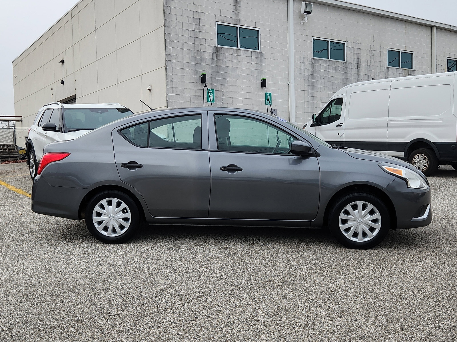 Used 2019 Nissan Versa S image 5
