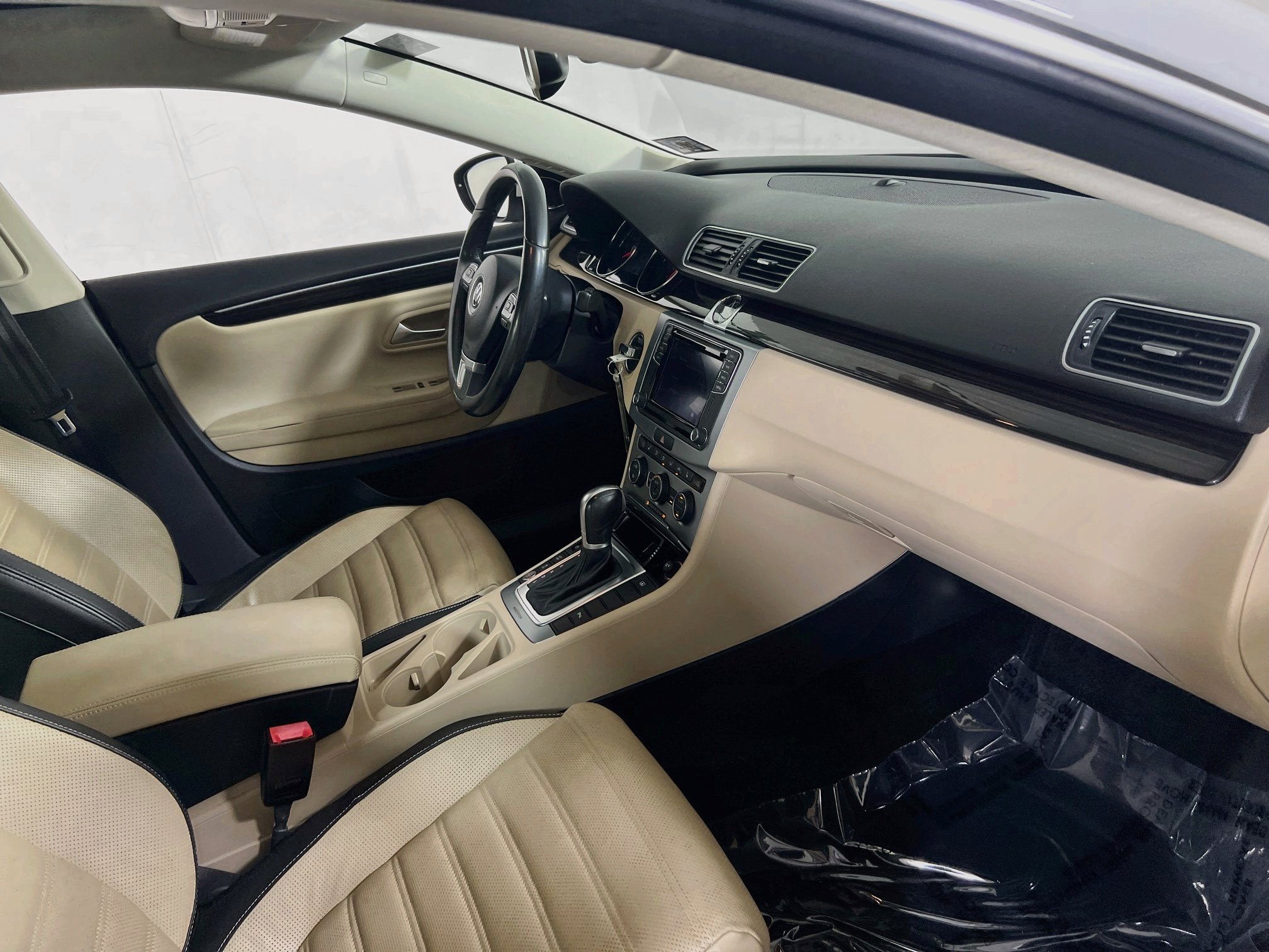 Used 2016 Volkswagen CC Executive AWD/4WD image 30