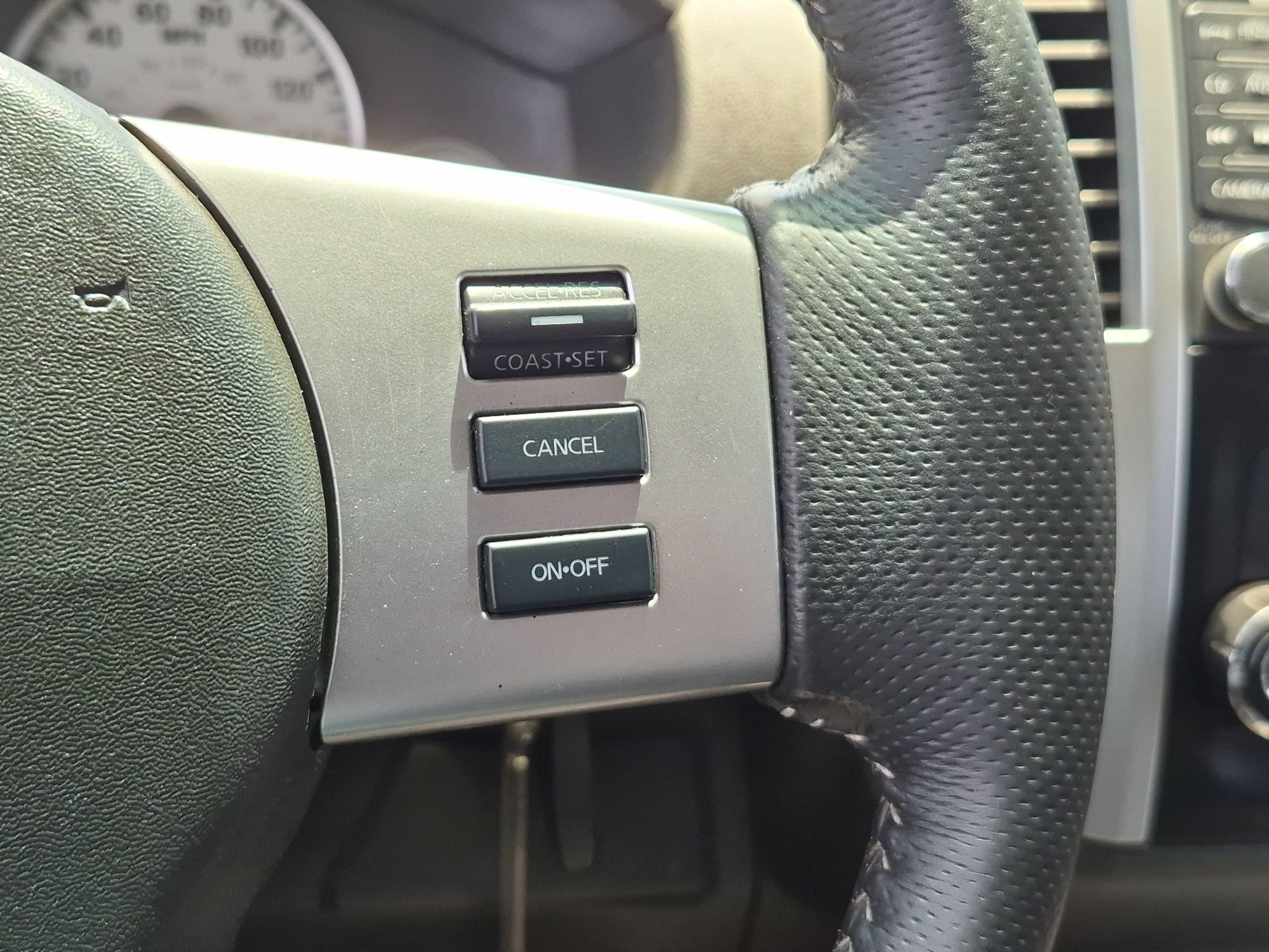 Used 2013 Nissan Xterra PRO-4X AWD/4WD image 17