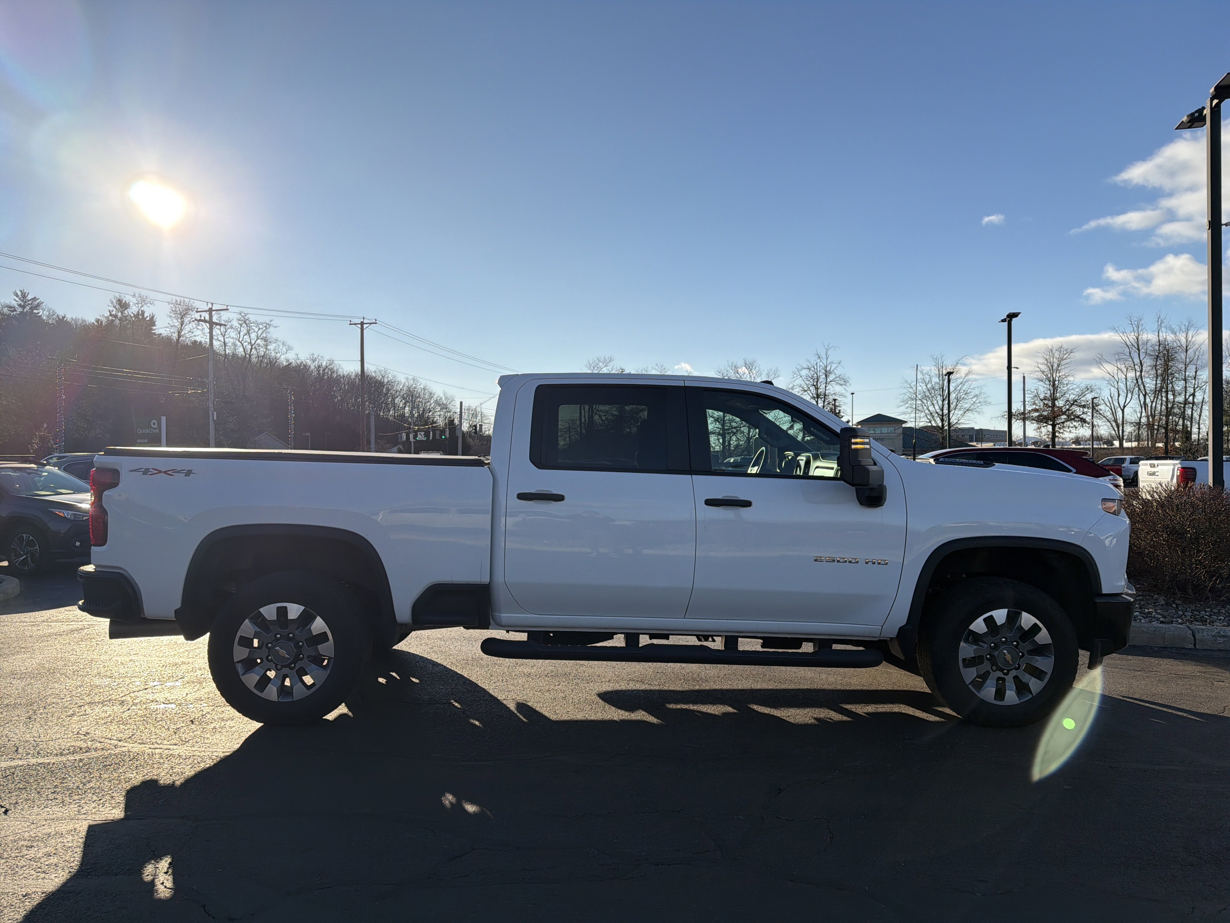 Used 2023 Chevrolet Silverado 2500 Custom w/ Custom Value Package image 4
