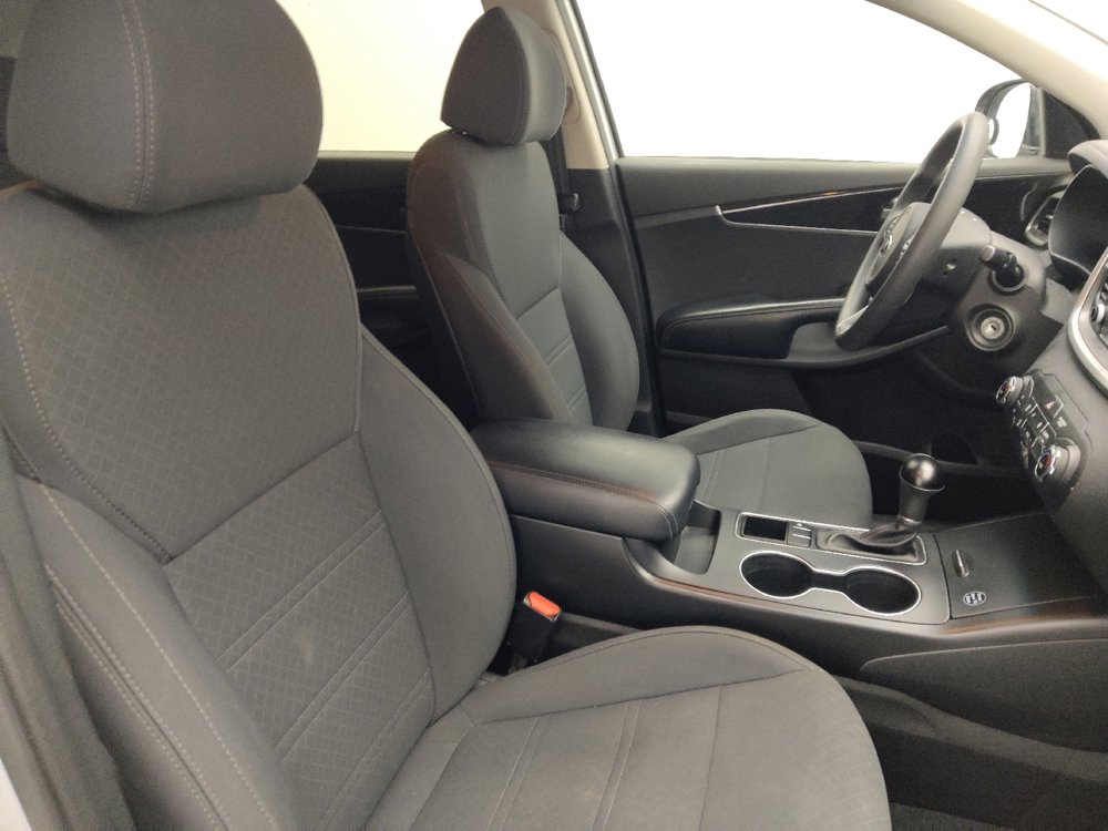 Used 2018 Kia Sorento LX image 21