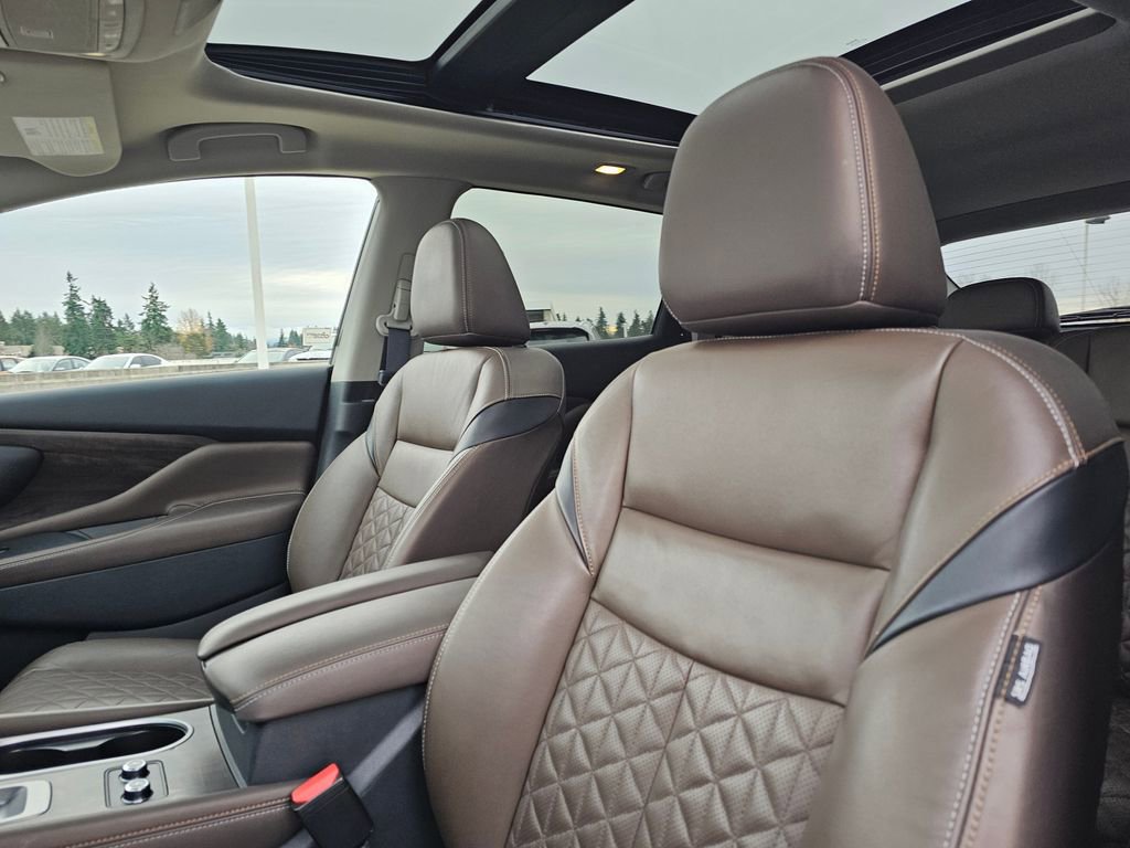 Used 2023 Nissan Murano Platinum w/ Cargo Package image 32