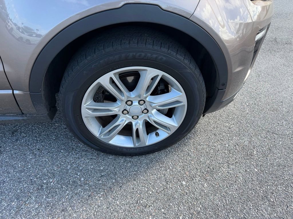 Used 2017 Land Rover Range Rover Evoque HSE Dynamic image 6