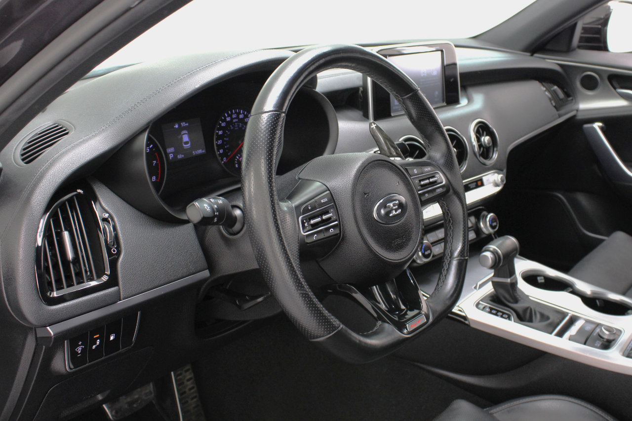 Used 2021 Kia Stinger GT image 30