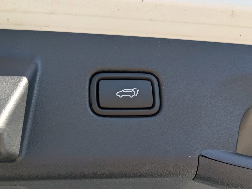 Used 2024 Hyundai Tucson Limited image 13