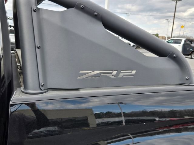 Used 2021 Chevrolet Colorado ZR2 w/ ZR2 Midnight Special Edition image 15