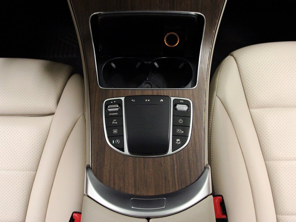 Used 2021 Mercedes-Benz GLC 300 4MATIC image 16