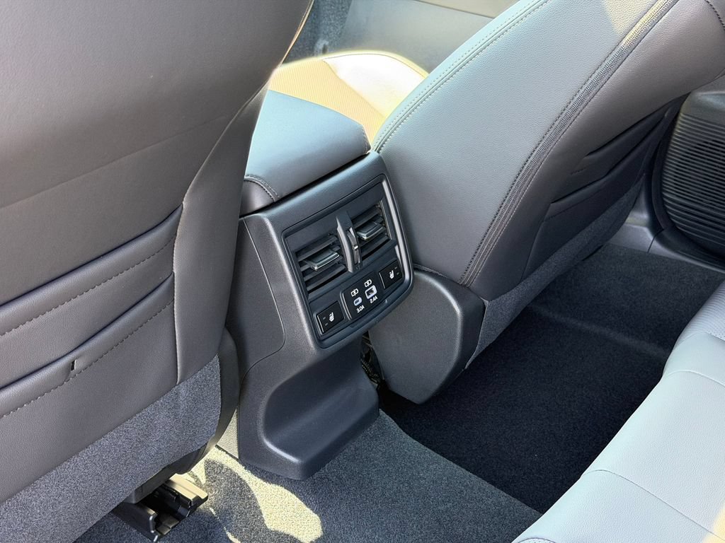 New 2026 Subaru Outback Limited AWD/4WD image 22