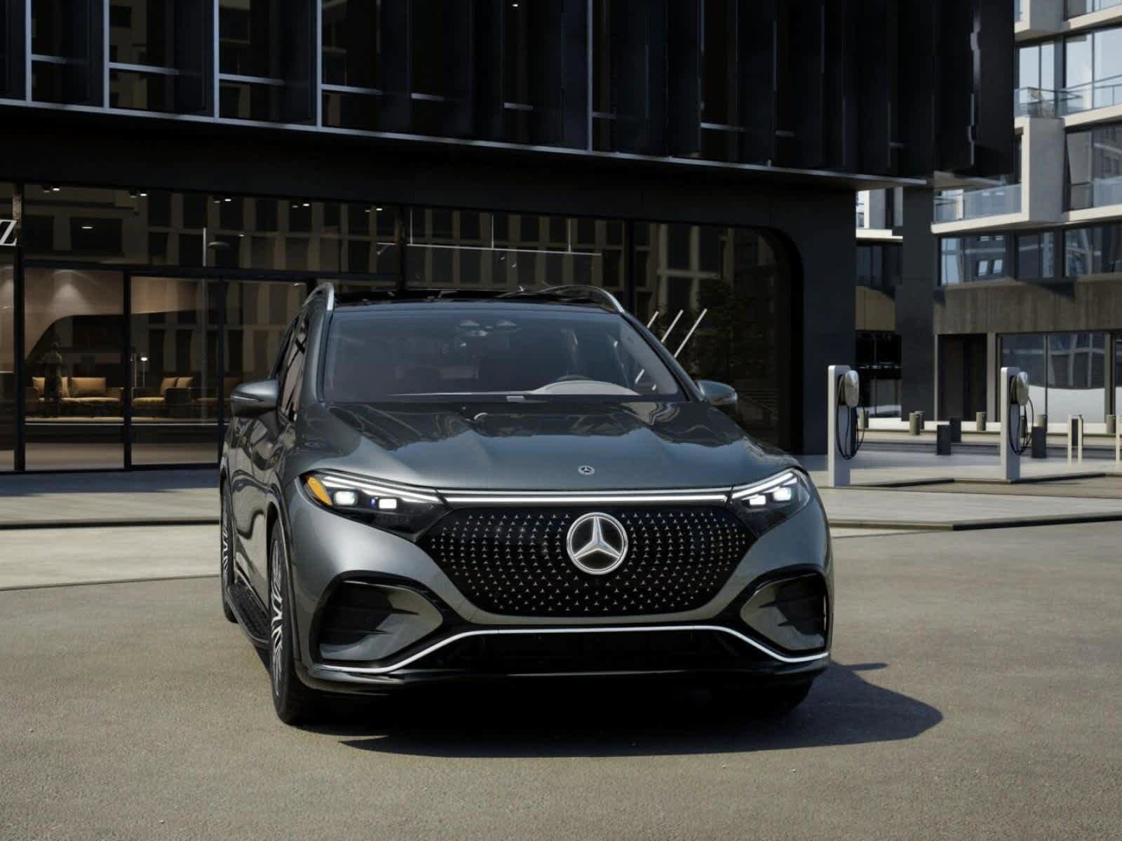 New 2026 Mercedes-Benz EQS 400 4MATIC SUV image 7