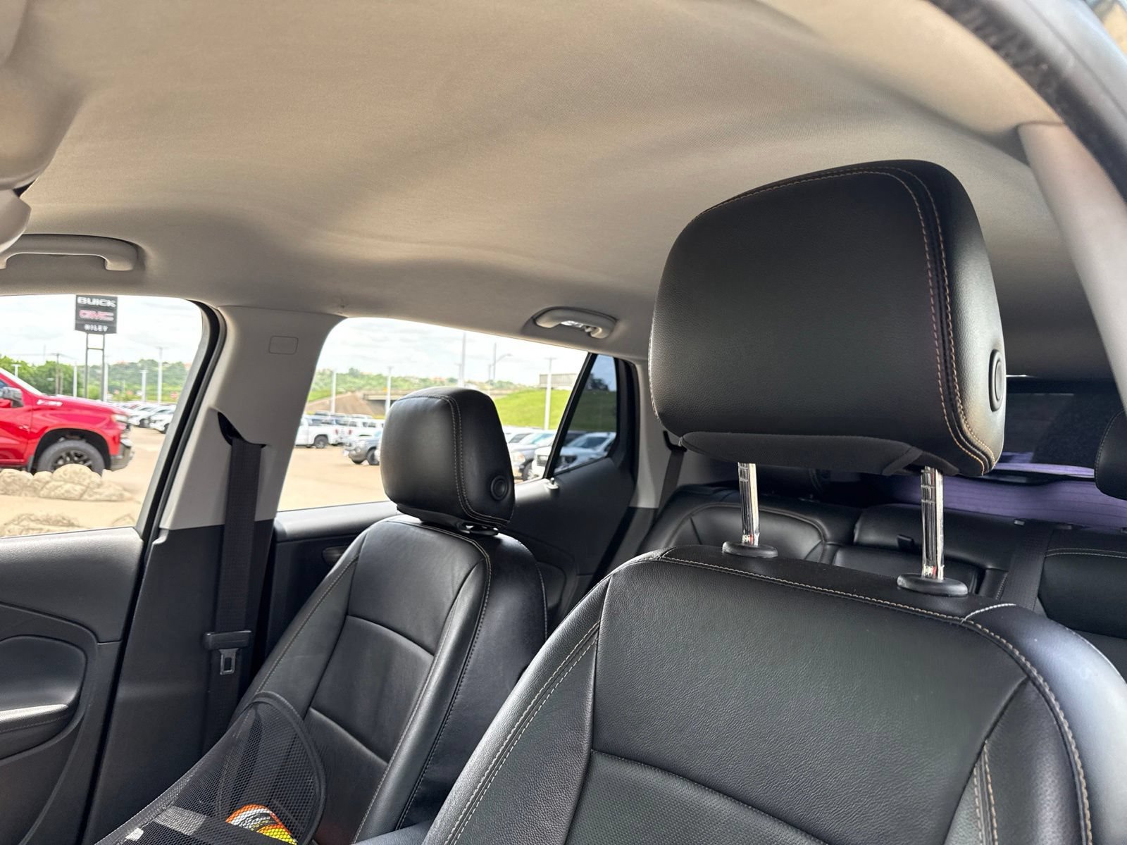 Used 2020 GMC Terrain SLT FWD image 10