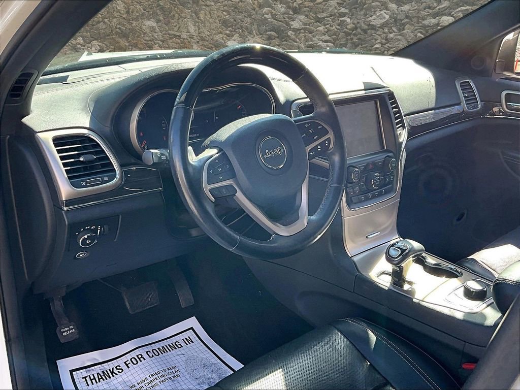 Used 2014 Jeep Grand Cherokee Overland w/ Advanced Technology Group AWD/4WD image 12