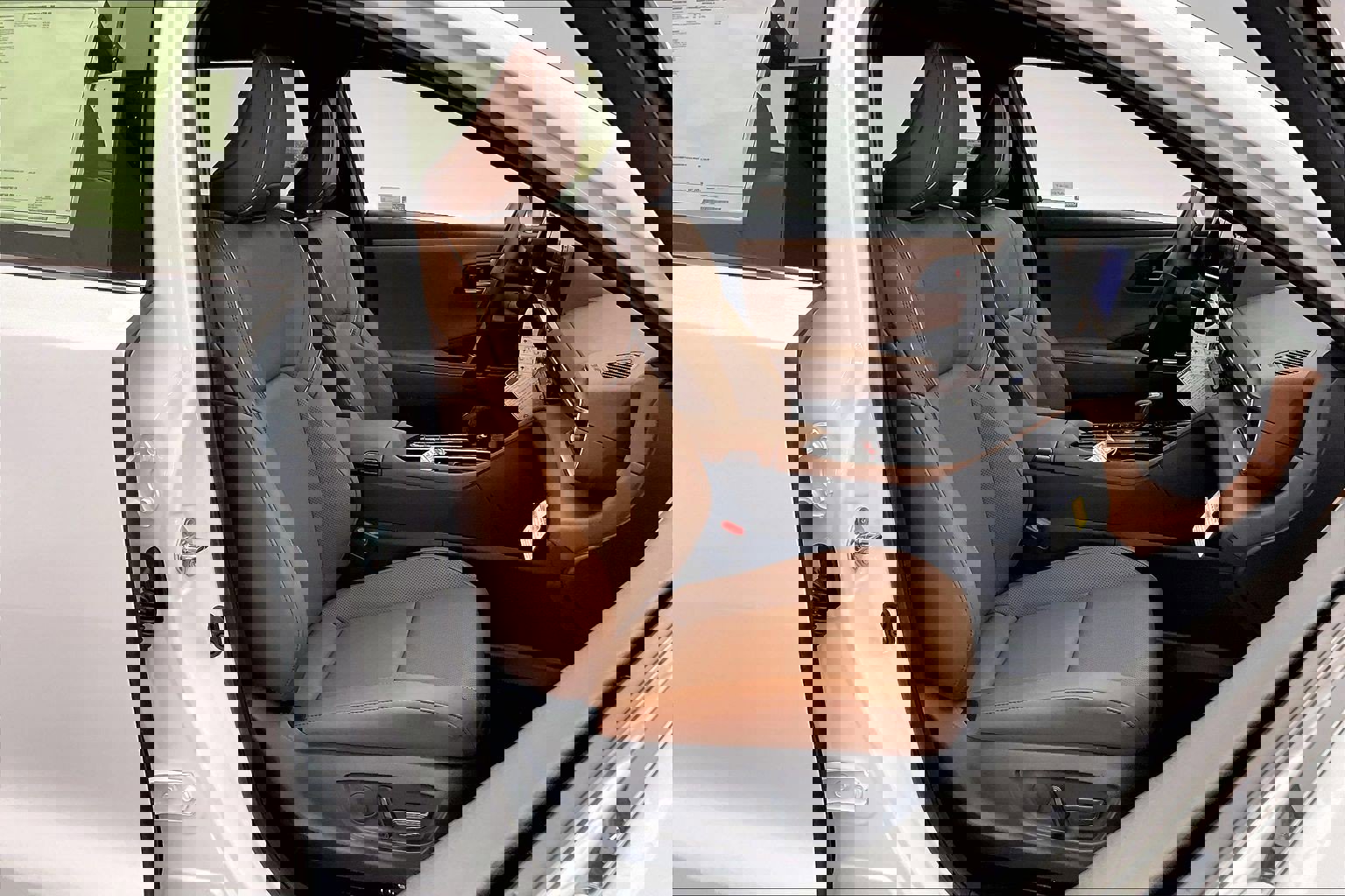 New 2026 Toyota Crown Signia image 9