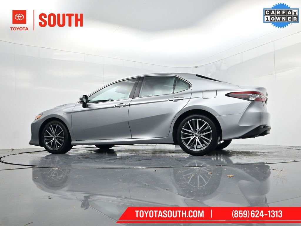 Used 2023 Toyota Camry XLE image 47