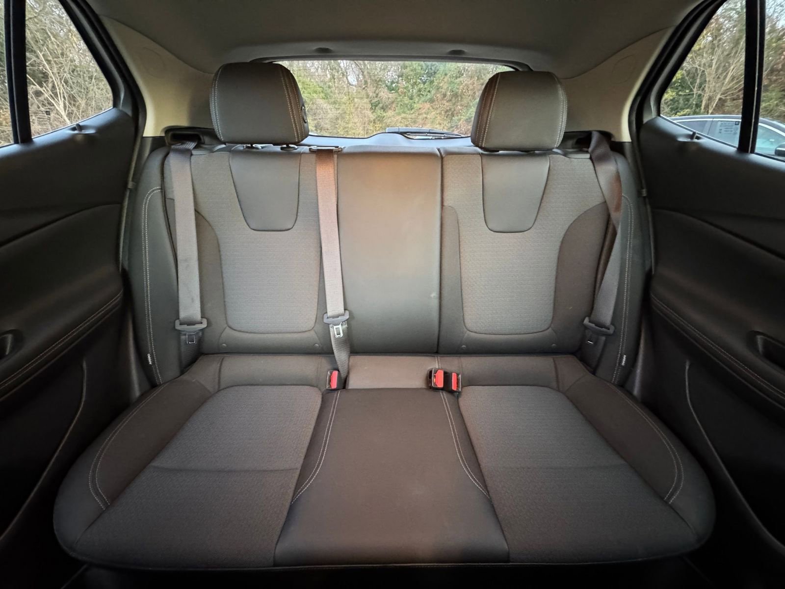 Used 2025 Buick Encore GX Preferred image 33