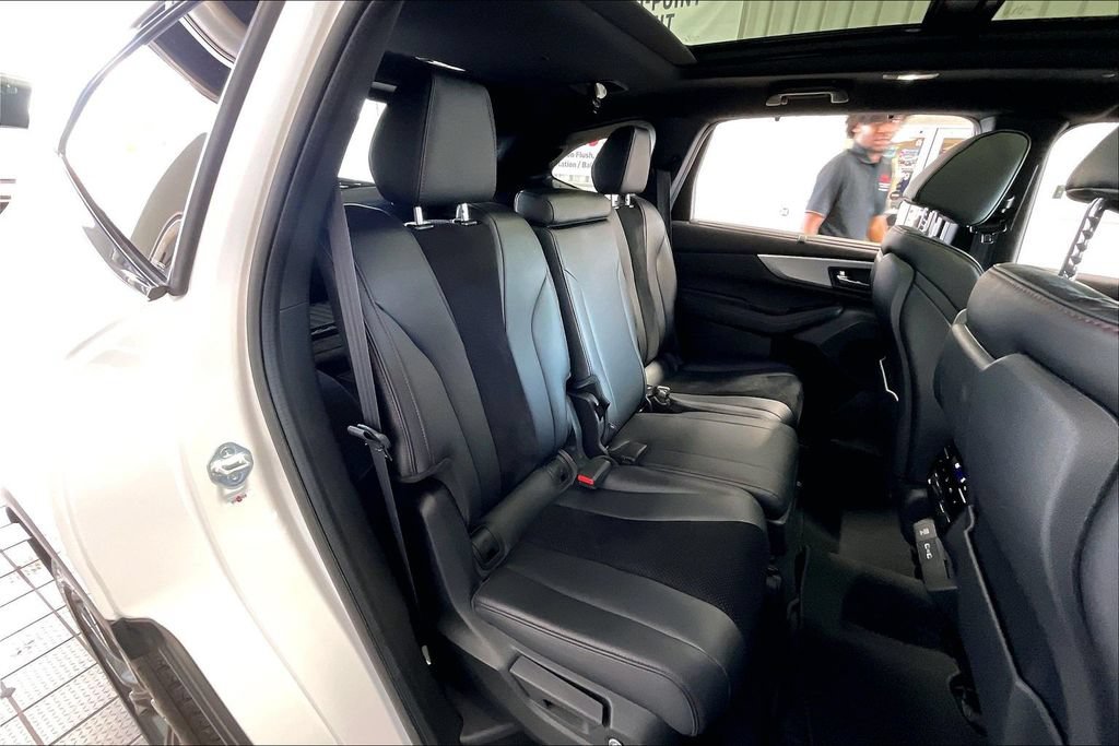 Used 2023 Acura MDX A-Spec AWD/4WD image 16