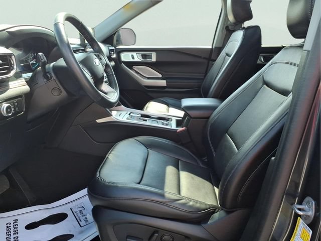 Certified 2023 Ford Explorer Limited w/ Hybrid Equipment Group 310A AWD/4WD image 13