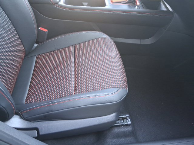 New 2027 Nissan Kicks SR w/ Cold Weather Package FWD image 22