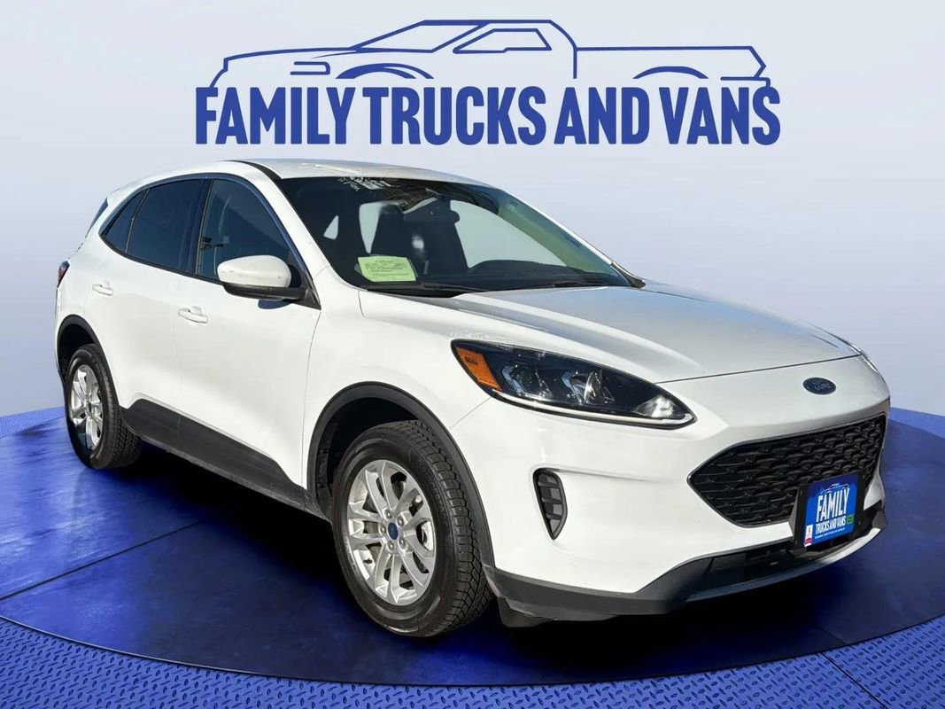 Used 2020 Ford Escape SE image 6