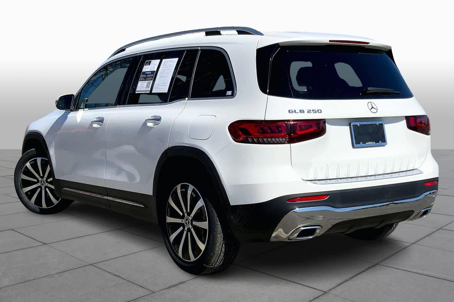 Certified 2022 Mercedes-Benz GLB 250 image 12
