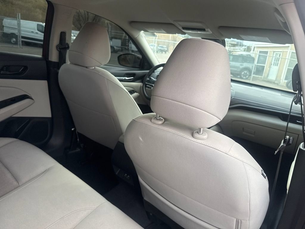 Used 2023 Nissan Altima 2.5 SV image 24