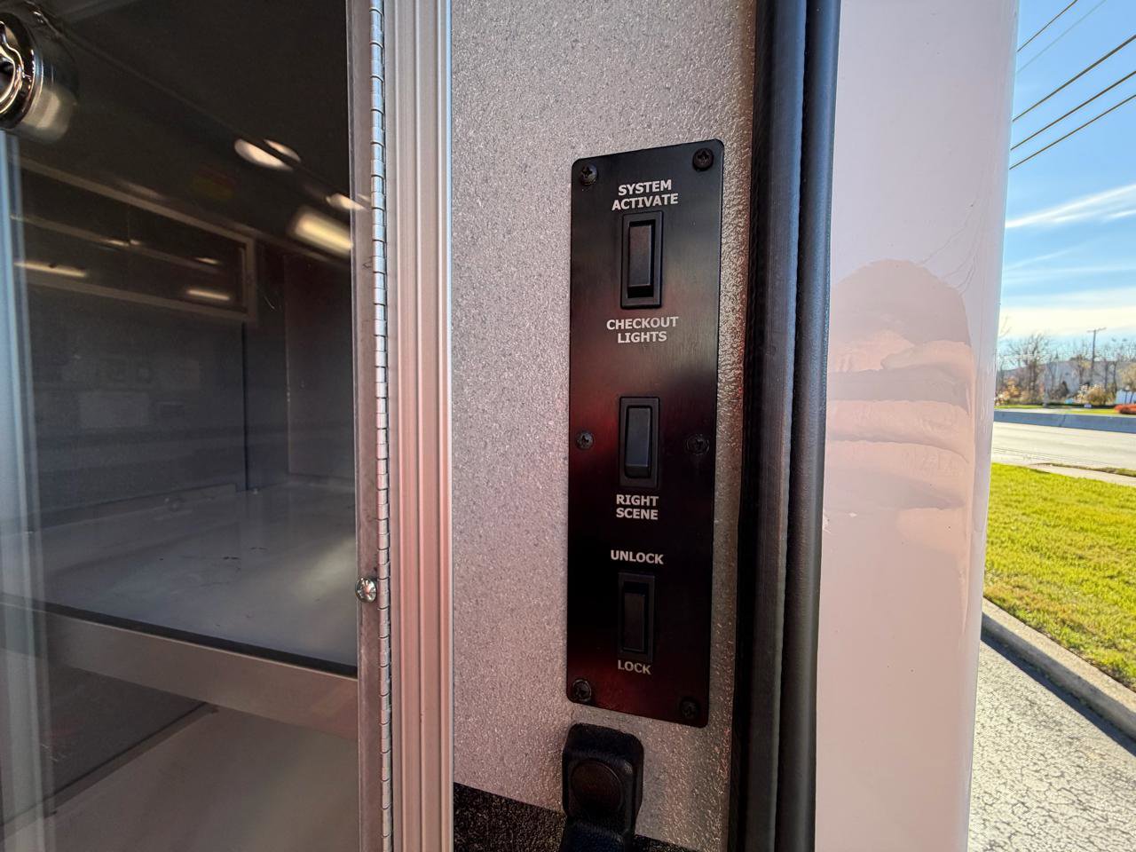 Used 2015 Chevrolet Express 4500 w/ Ambulance Package image 34