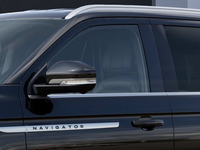 New 2027 Lincoln Navigator Premiere RWD image 20
