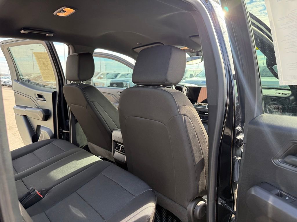 Used 2023 Chevrolet Colorado Trail Boss image 19