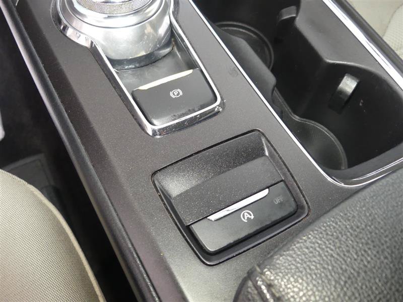 Used 2018 Ford Fusion SE w/ Fusion SE Technology Package FWD image 38