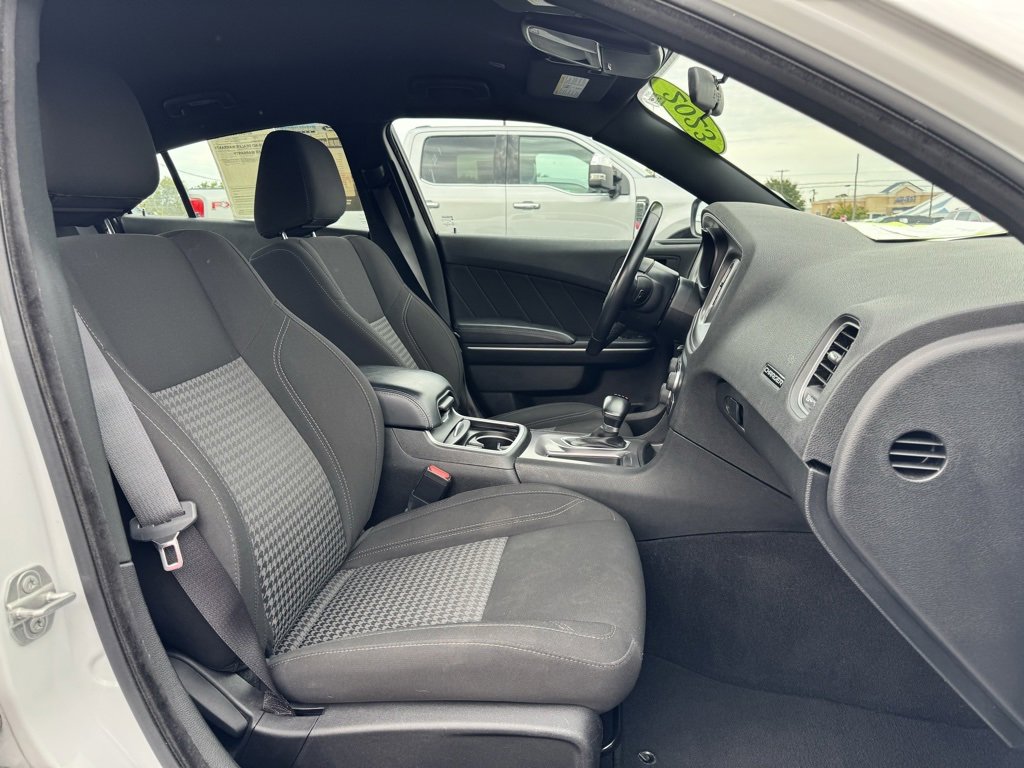 Used 2023 Dodge Charger SXT image 15