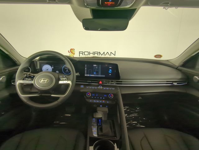 New 2026 Hyundai Elantra Limited image 19