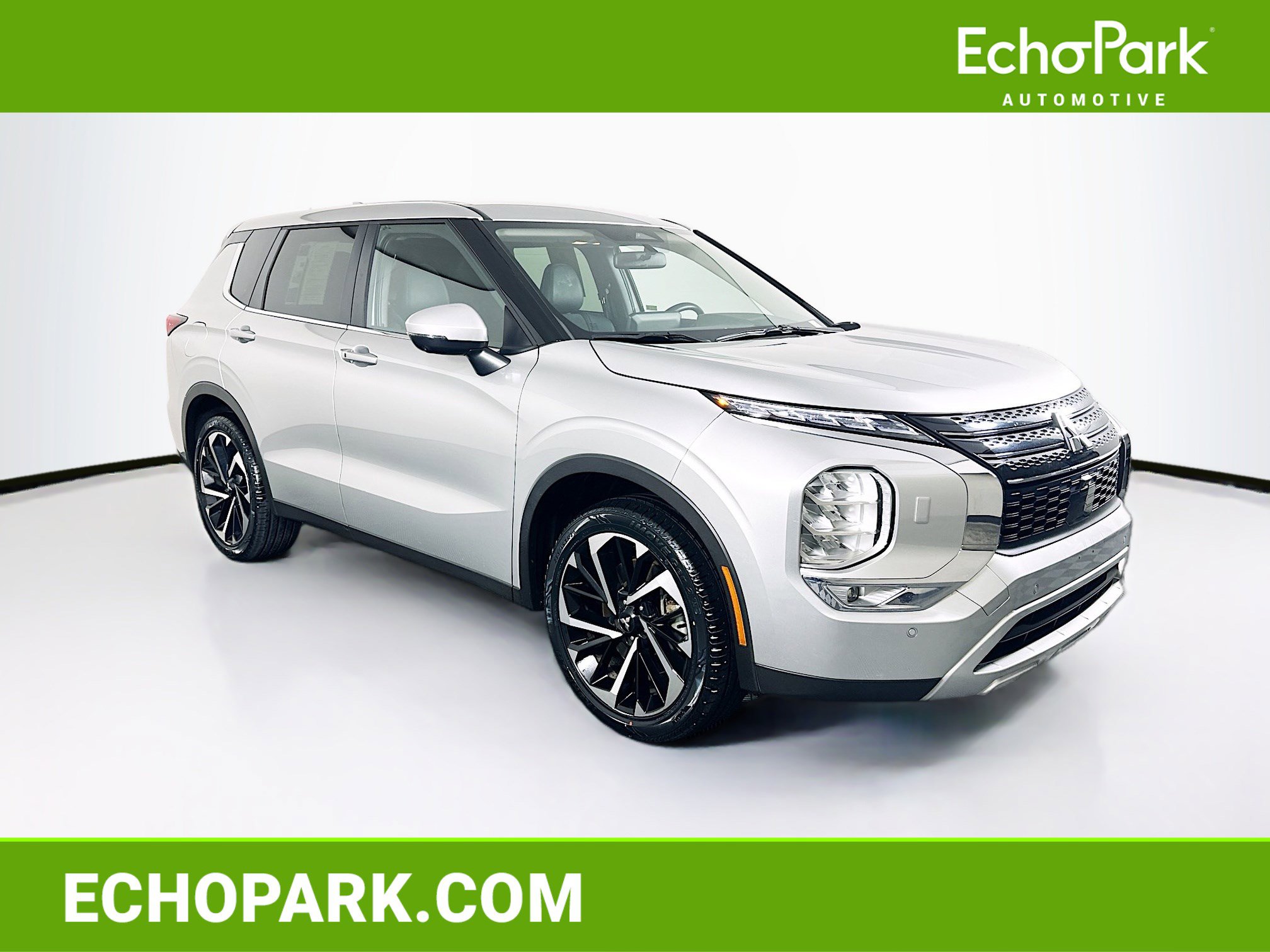 Used 2024 Mitsubishi Outlander SE