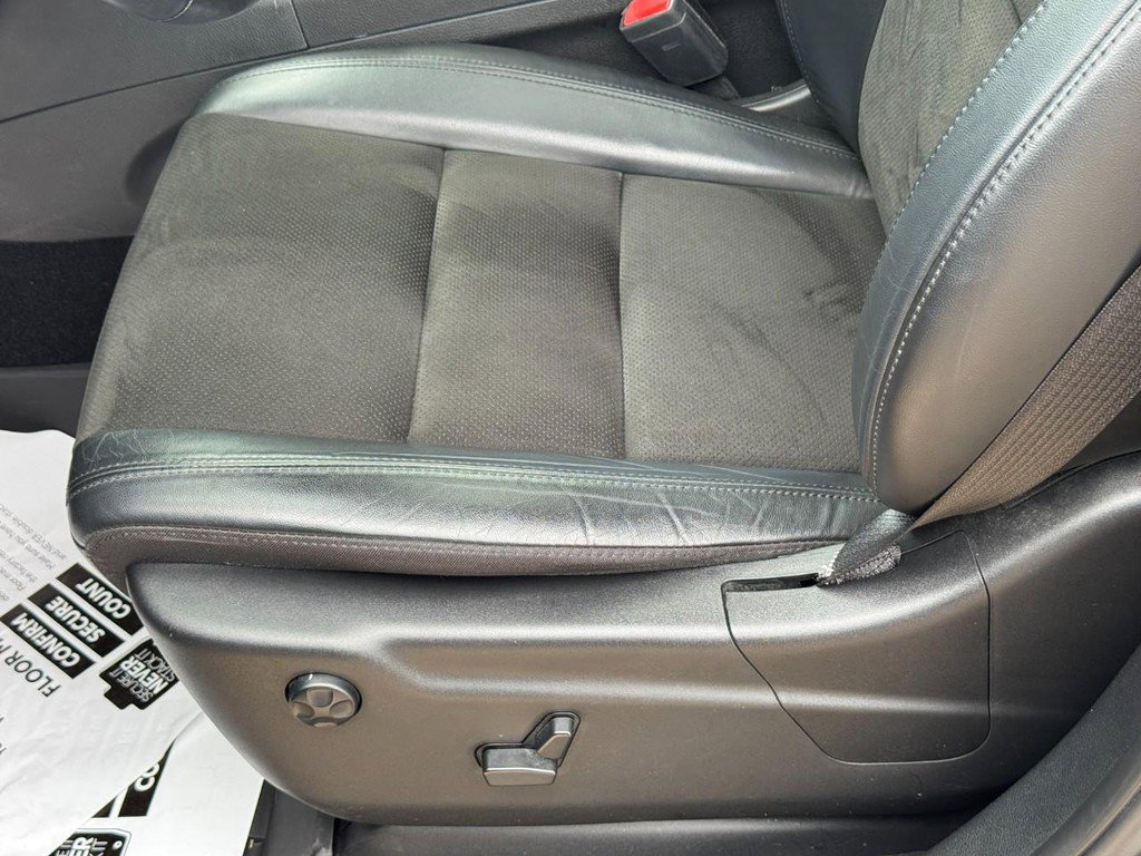 Used 2021 Jeep Grand Cherokee Laredo X AWD/4WD image 15