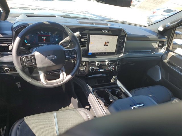 Used 2025 Ford F250 Platinum image 10
