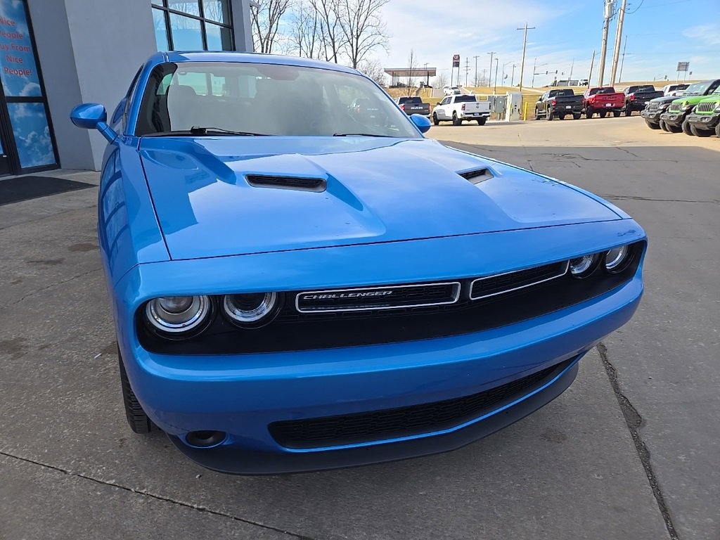Used 2023 Dodge Challenger SXT w/ Cold Weather Group image 15