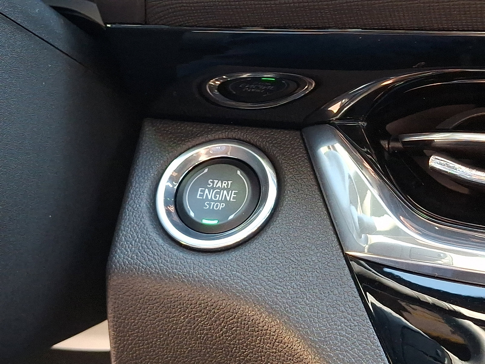 Used 2024 Buick Envista Sport Touring w/ Convenience I Package FWD image 25