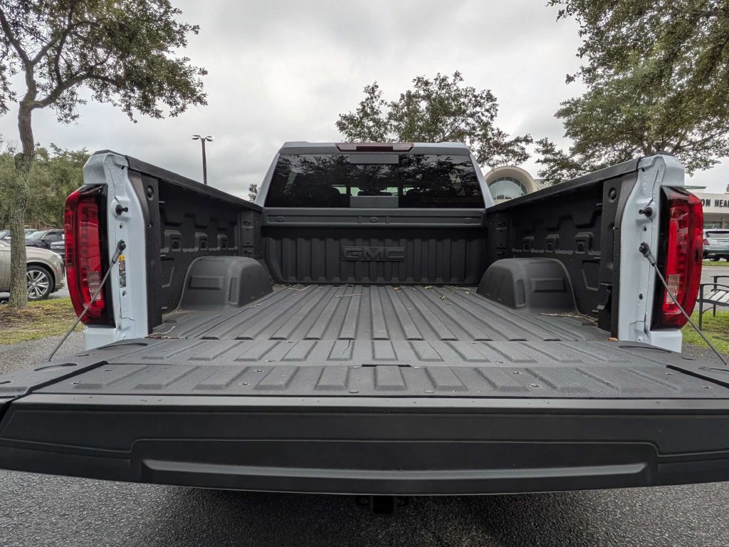 New 2026 GMC Sierra 1500 SLT w/ SLT Premium Plus Package AWD/4WD image 12
