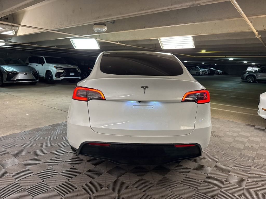 Used 2025 Tesla Model Y Long Range image 6