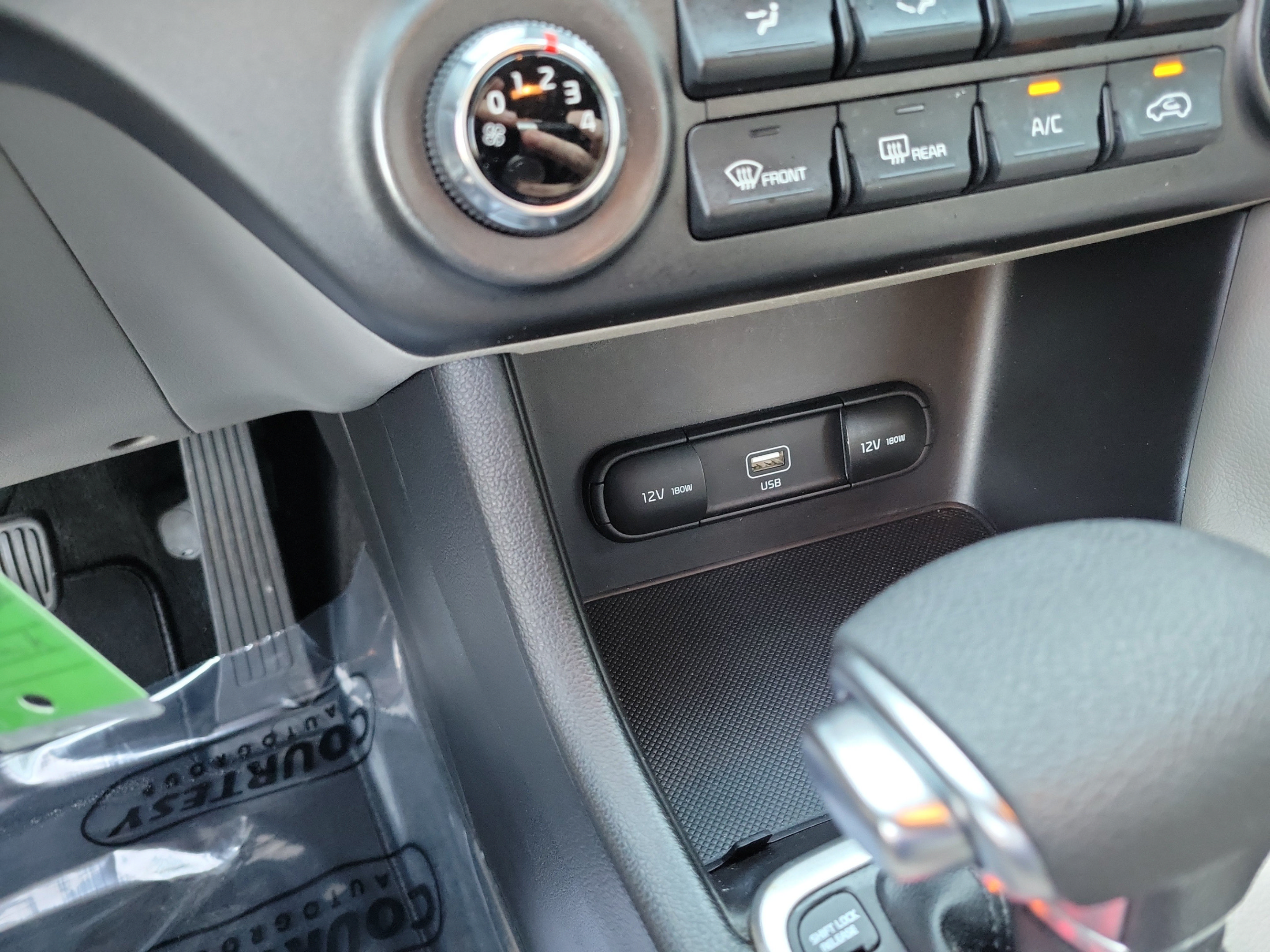 Used 2020 Kia Sportage LX FWD image 23