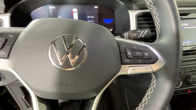 Used 2022 Volkswagen Atlas Cross Sport SE FWD image 22